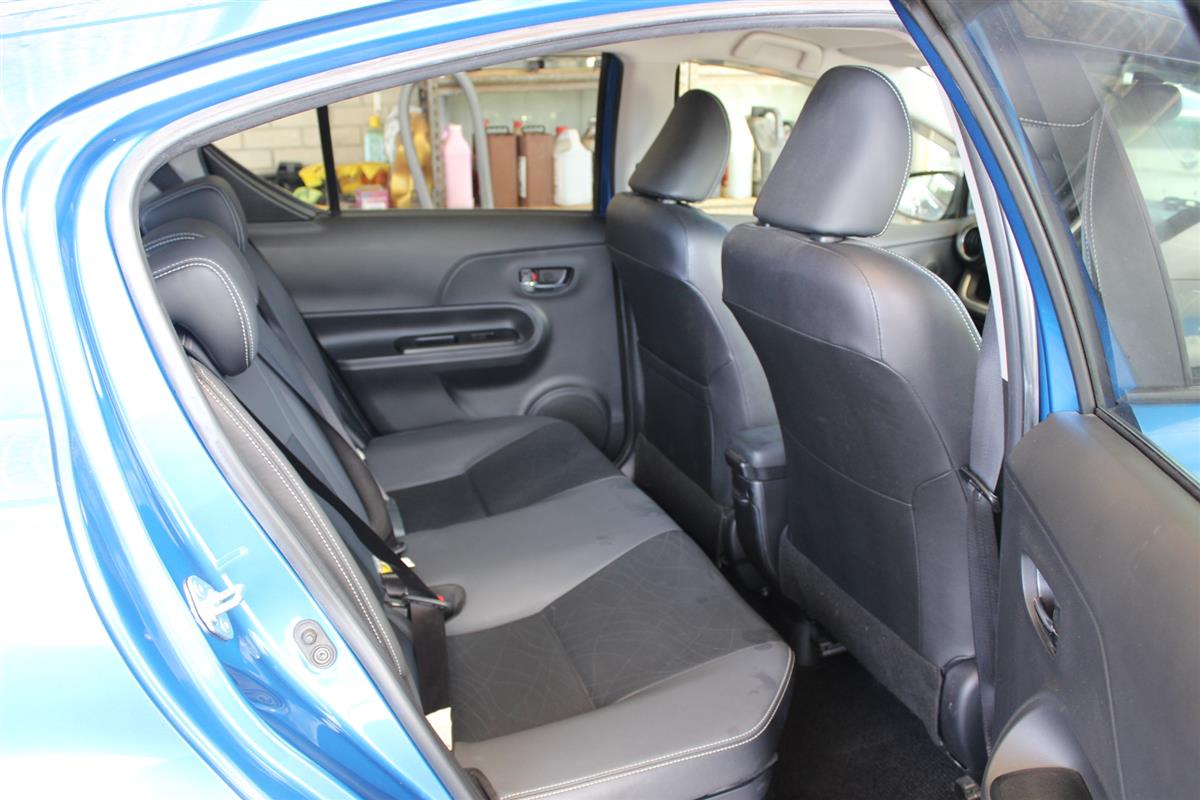 2014 Toyota Aqua G Leather Push Start Carousel 10