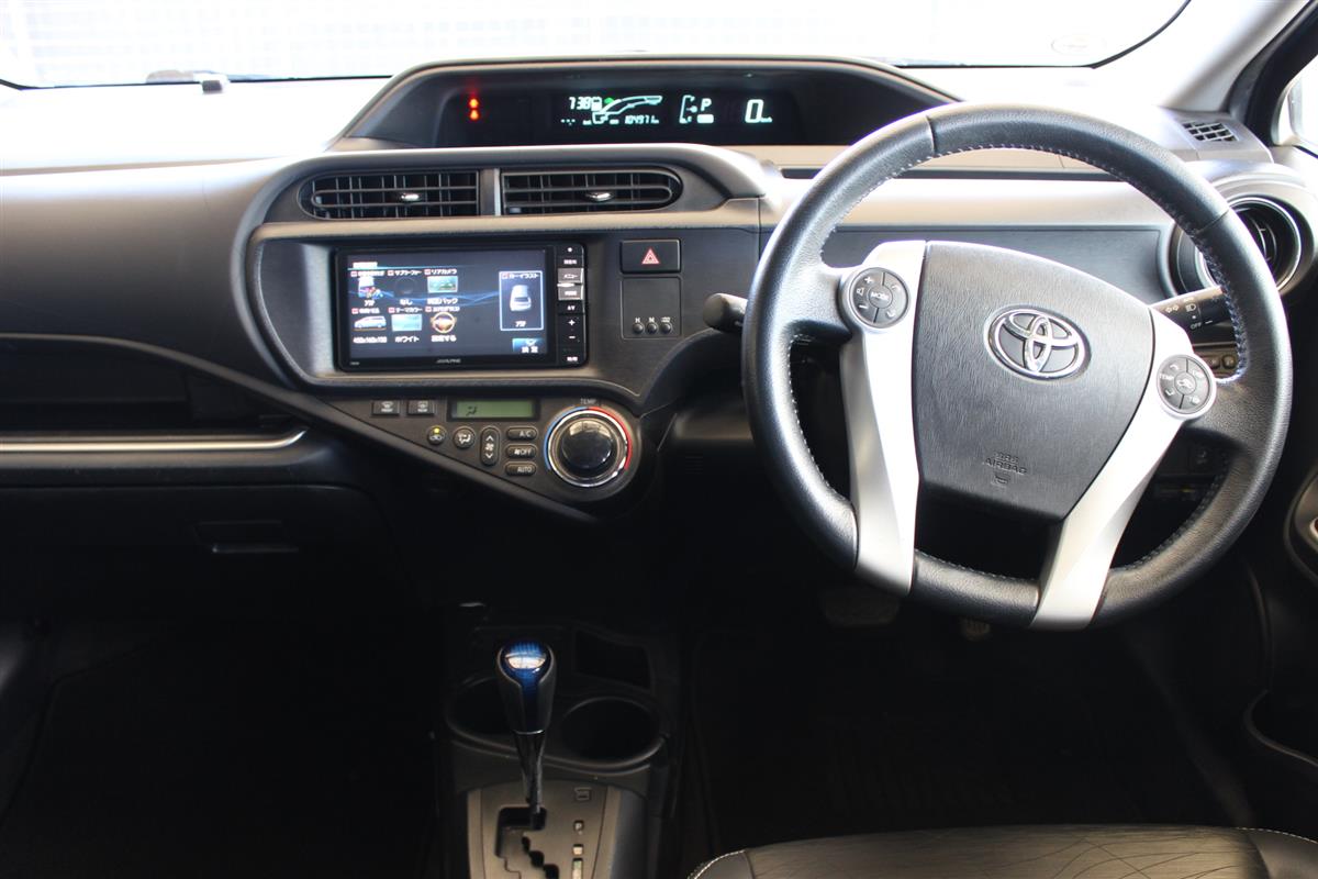 2014 Toyota Aqua G Leather Push Start Carousel 11