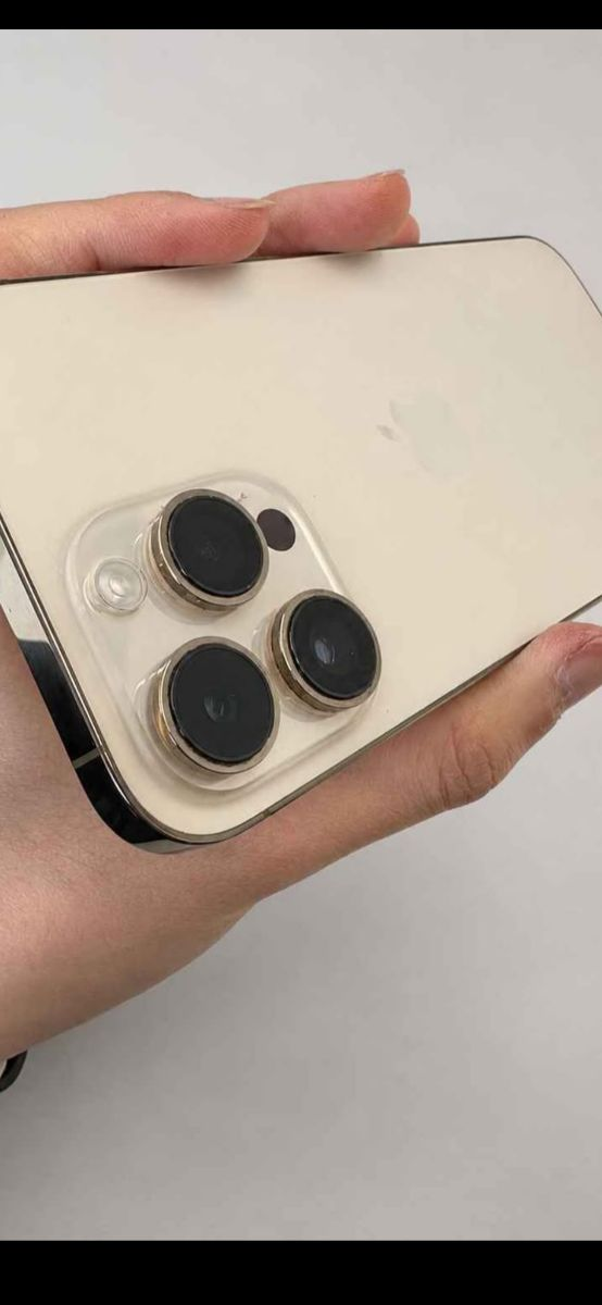 Iphone 14 Carousel 1