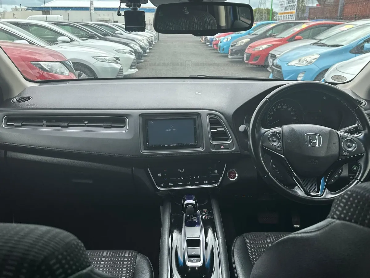 2016 Honda Vezel Carousel 8