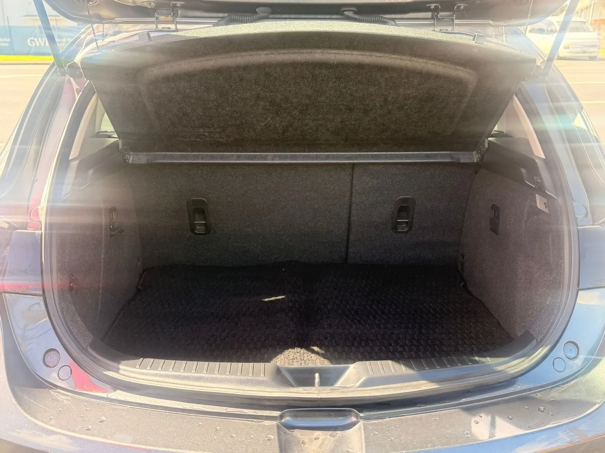 2012 Mazda Axela SPORT 15S Carousel 4