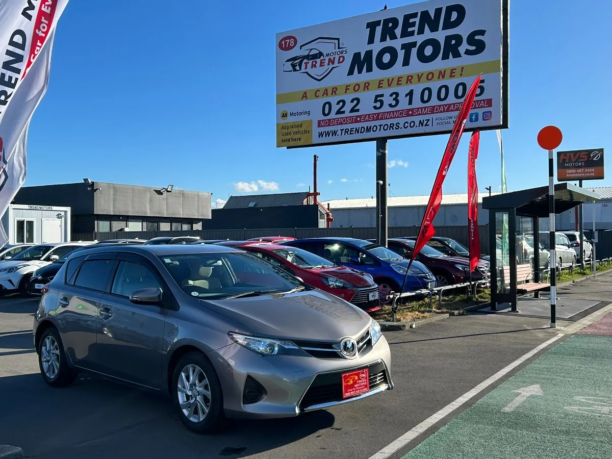 2012 Toyota Auris