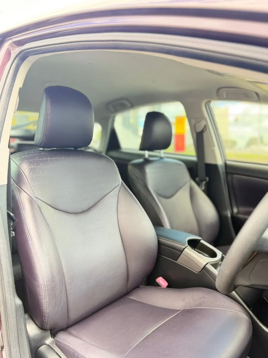 2013 Toyota Prius S MYCOORDE Carousel 19