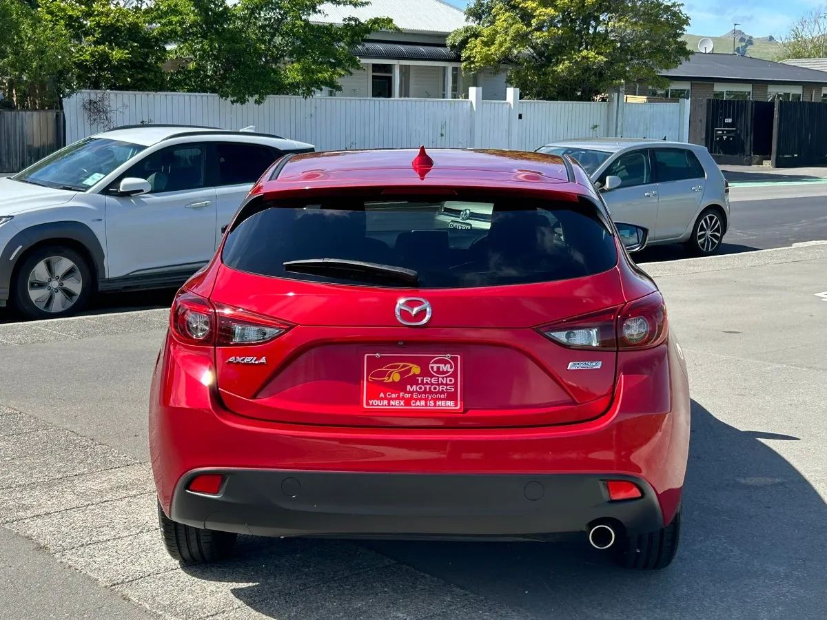 2016 Mazda Axela SPORT 15S TOURING Carousel 4