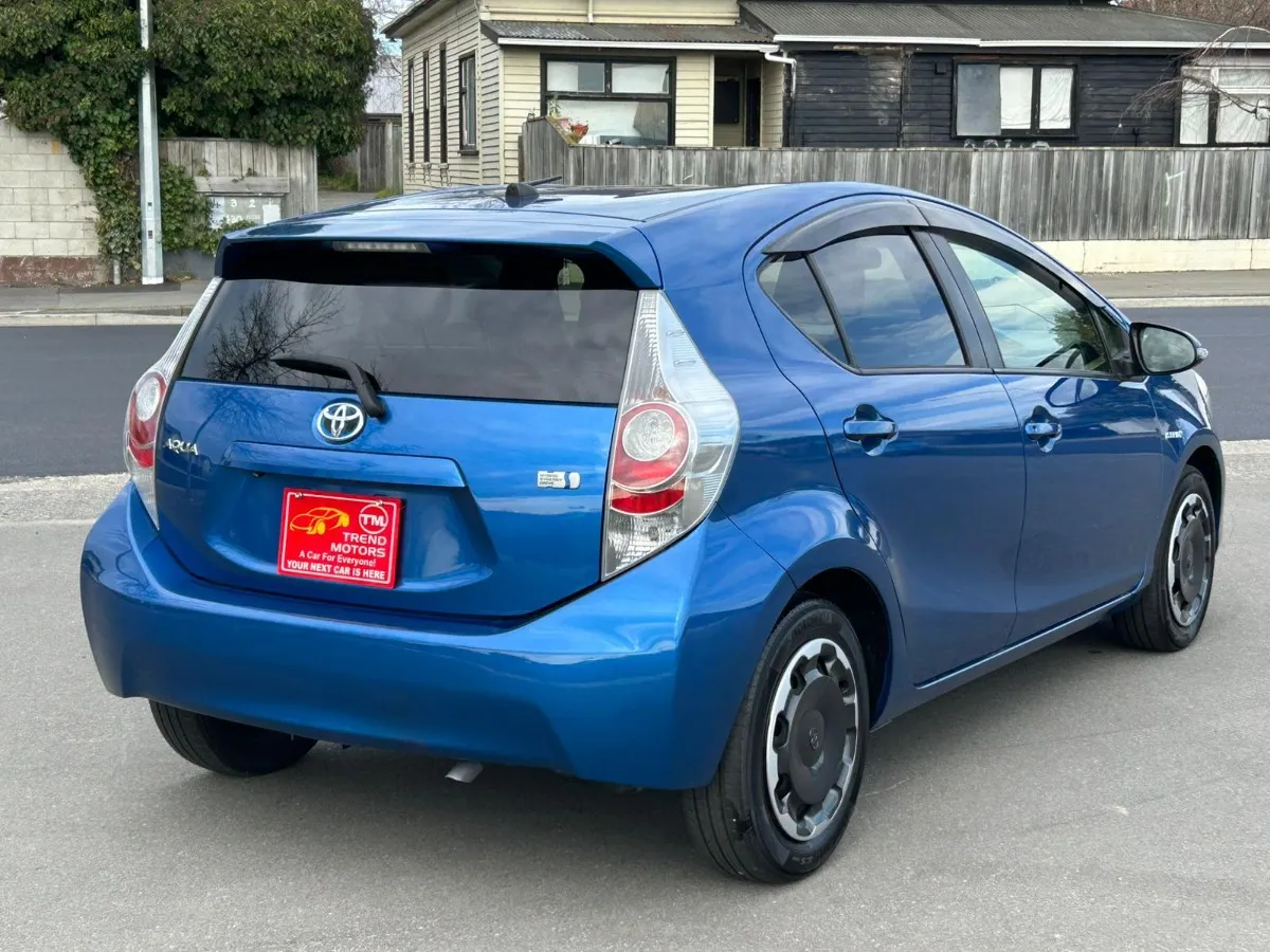 2014 Toyota Aqua G PUSH START Carousel 14