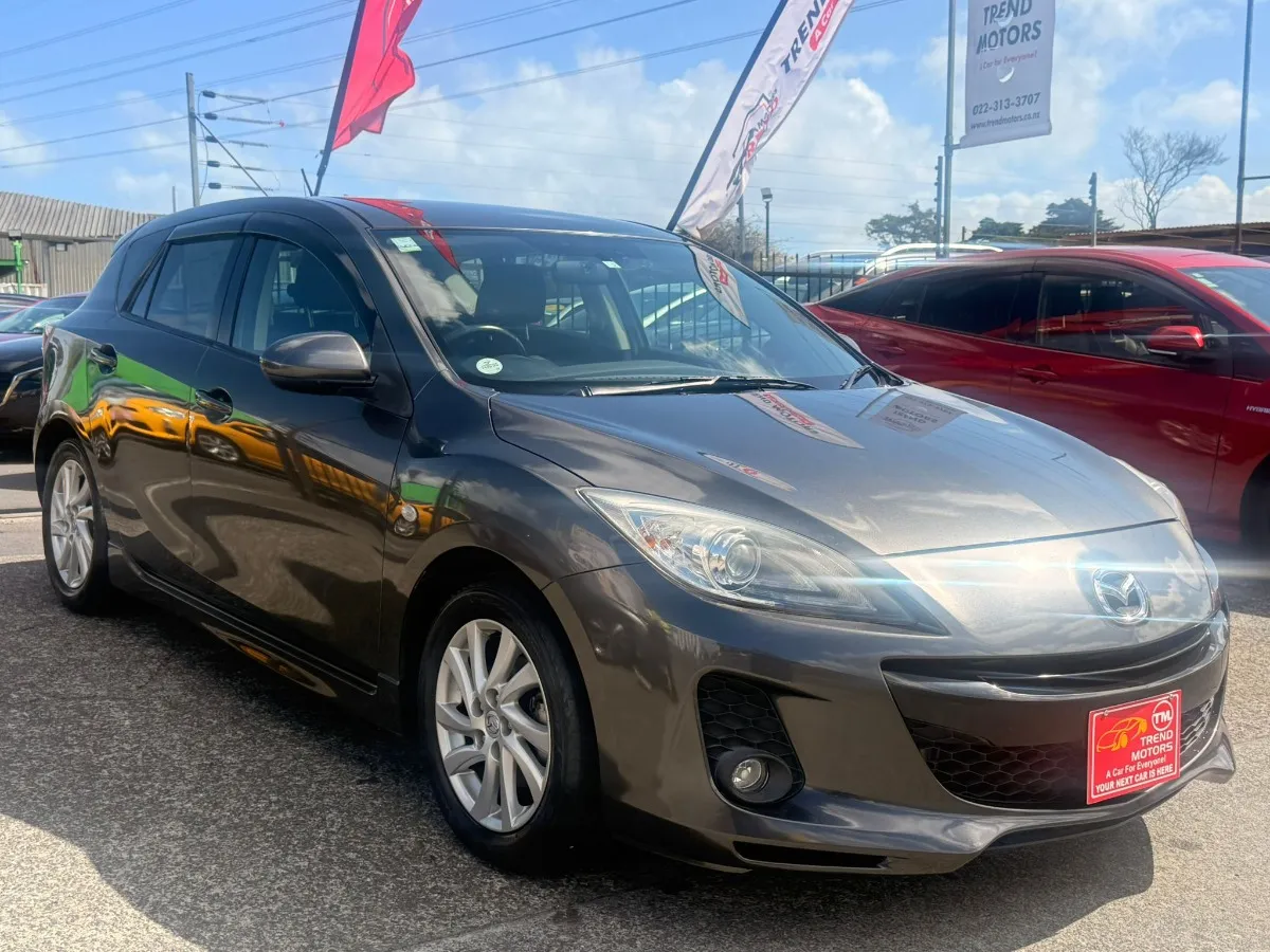 2012 Mazda Axela SPORT 15S Carousel 2