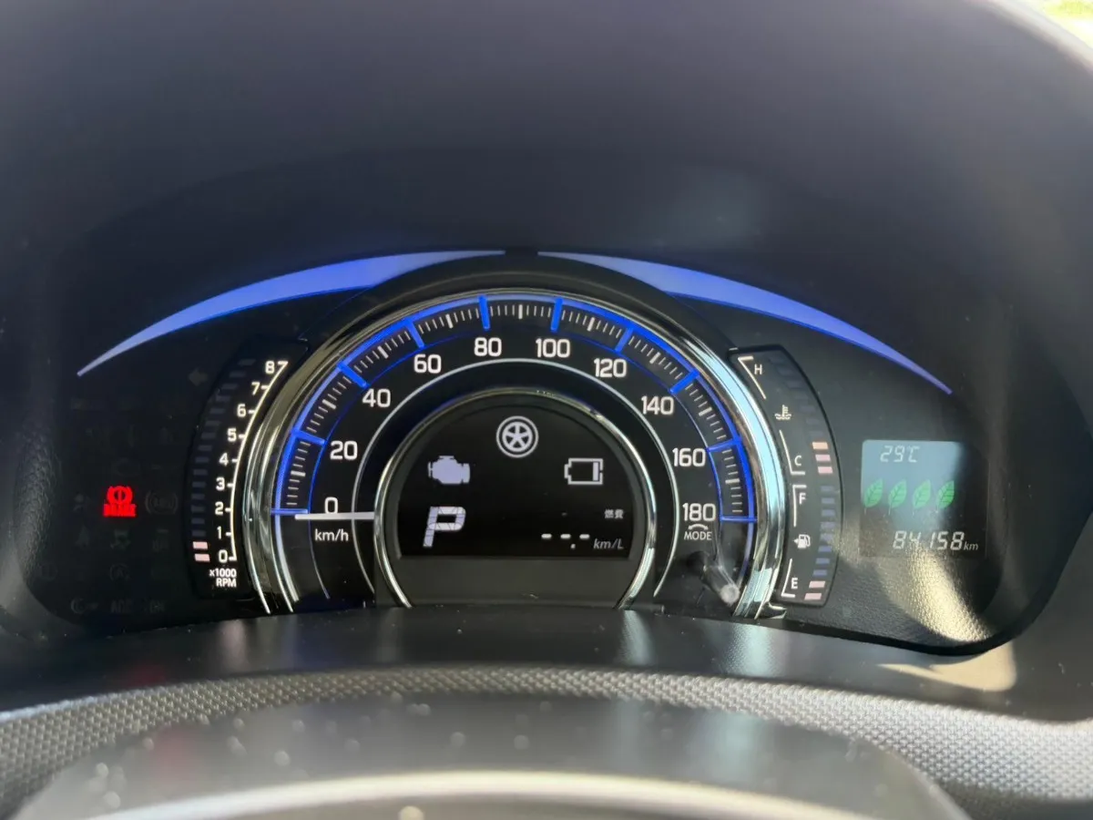 2014 Suzuki Swift Carousel 9