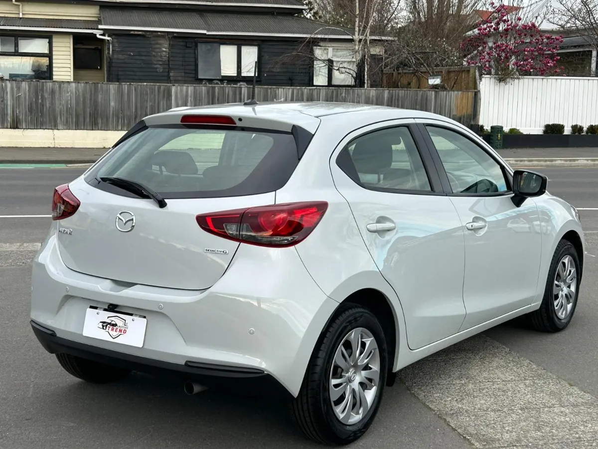 2020 Mazda 2 (Demio) Carousel 14