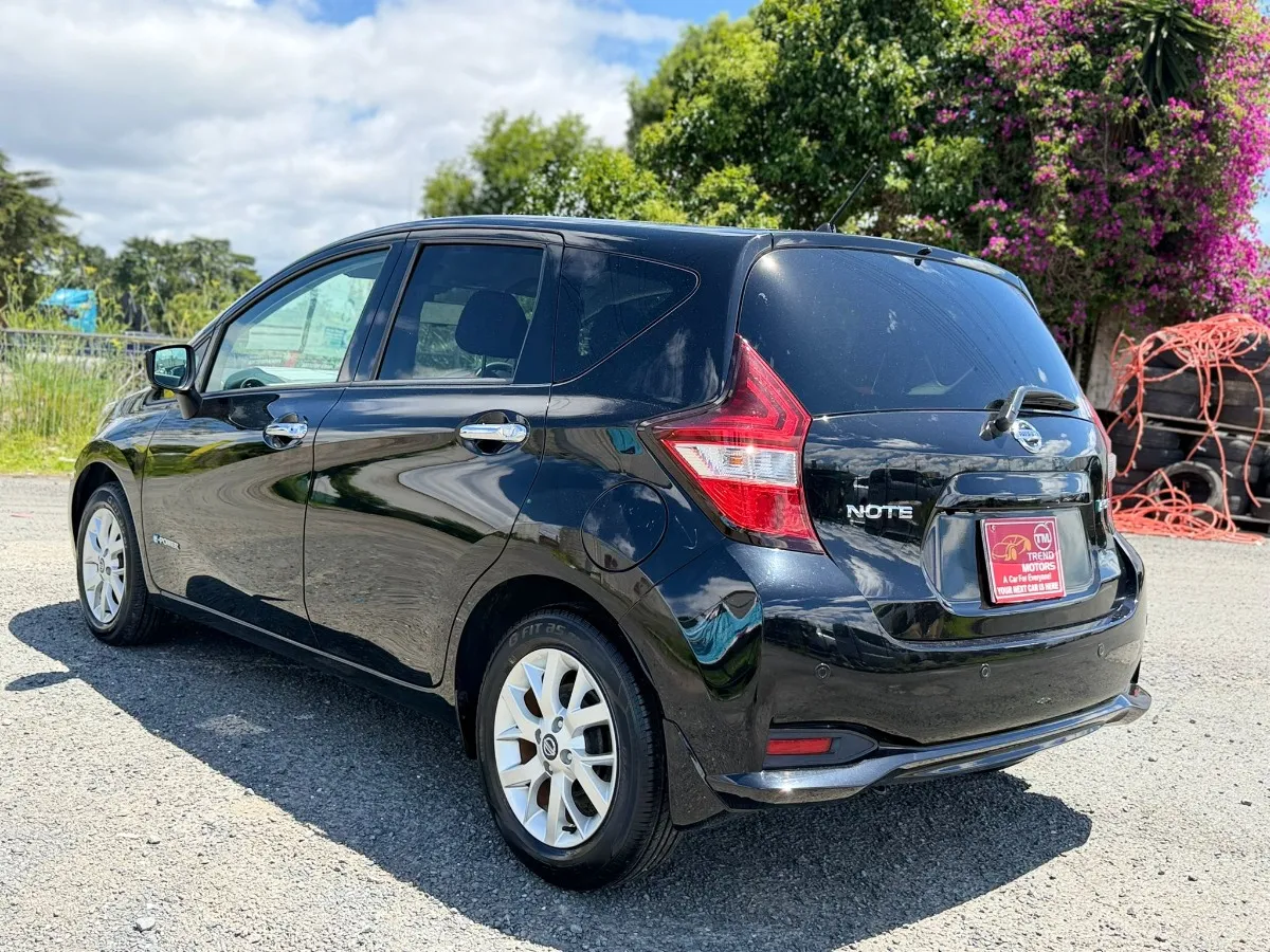 2020 Nissan Note E-POWER X V SELECTION Carousel 14