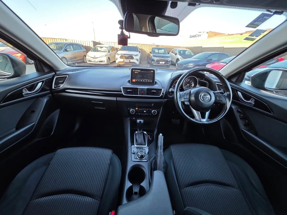 2014 Mazda Axela Carousel 4