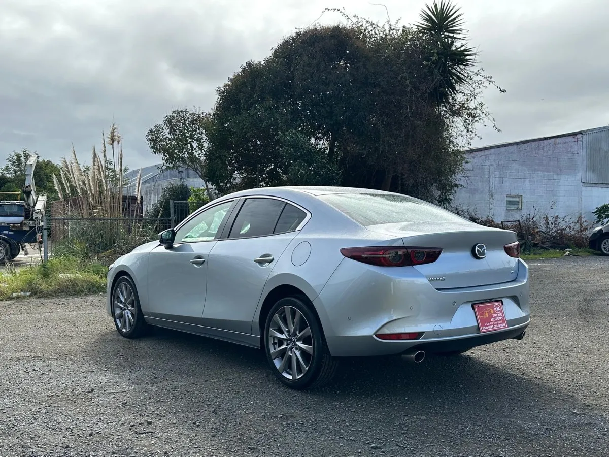 2020 Mazda 3 Carousel 5