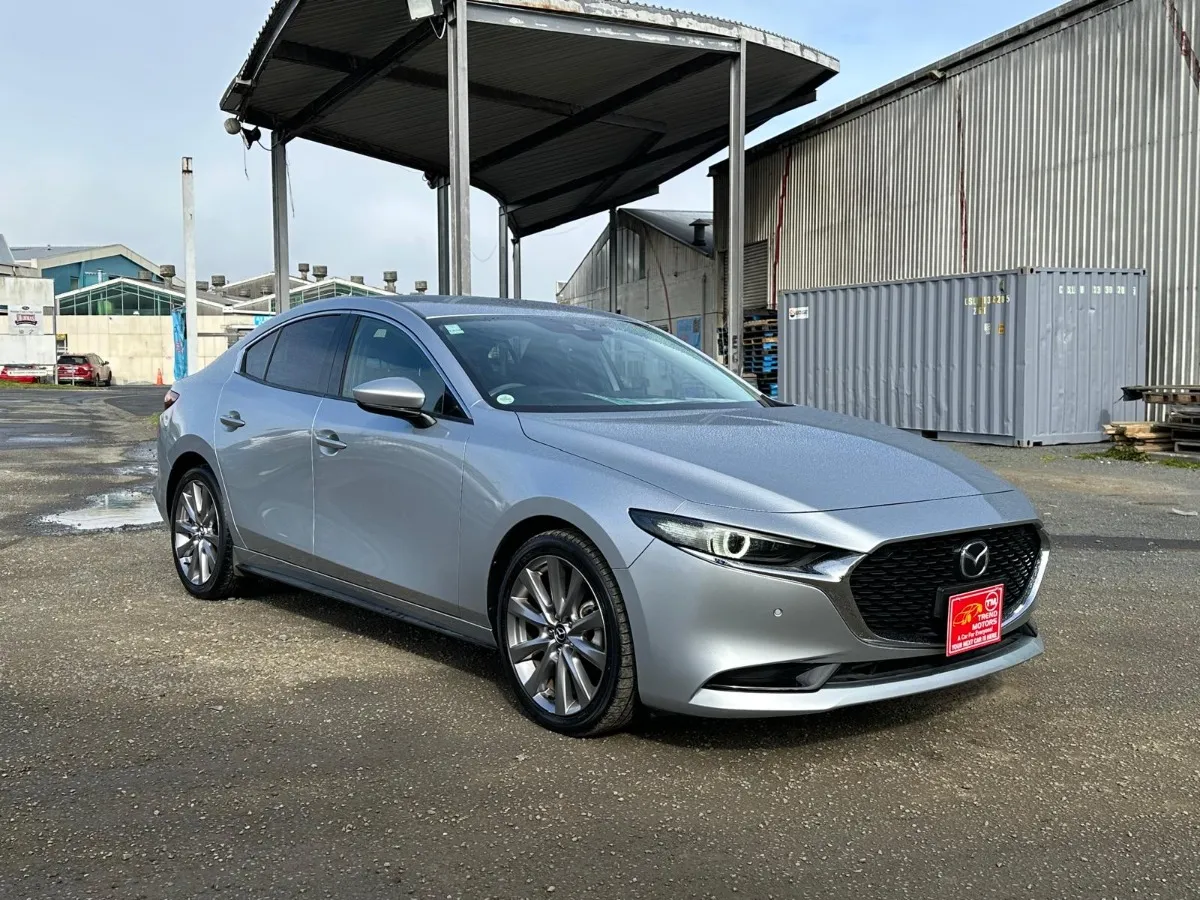 2020 Mazda 3 Carousel 6