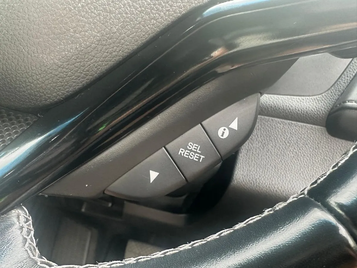 2016 Honda Vezel Carousel 12