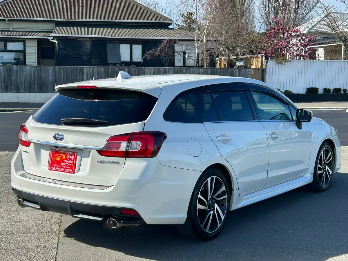 2014 Subaru Levorg 2.0GT-S EYESIGHT 4WD Carousel 3