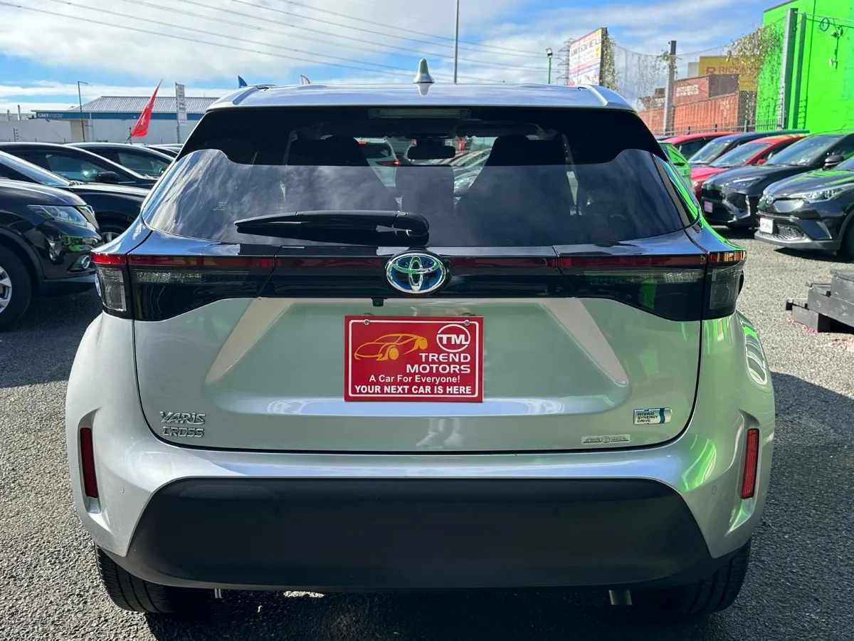 2021 Toyota Yaris Carousel 9