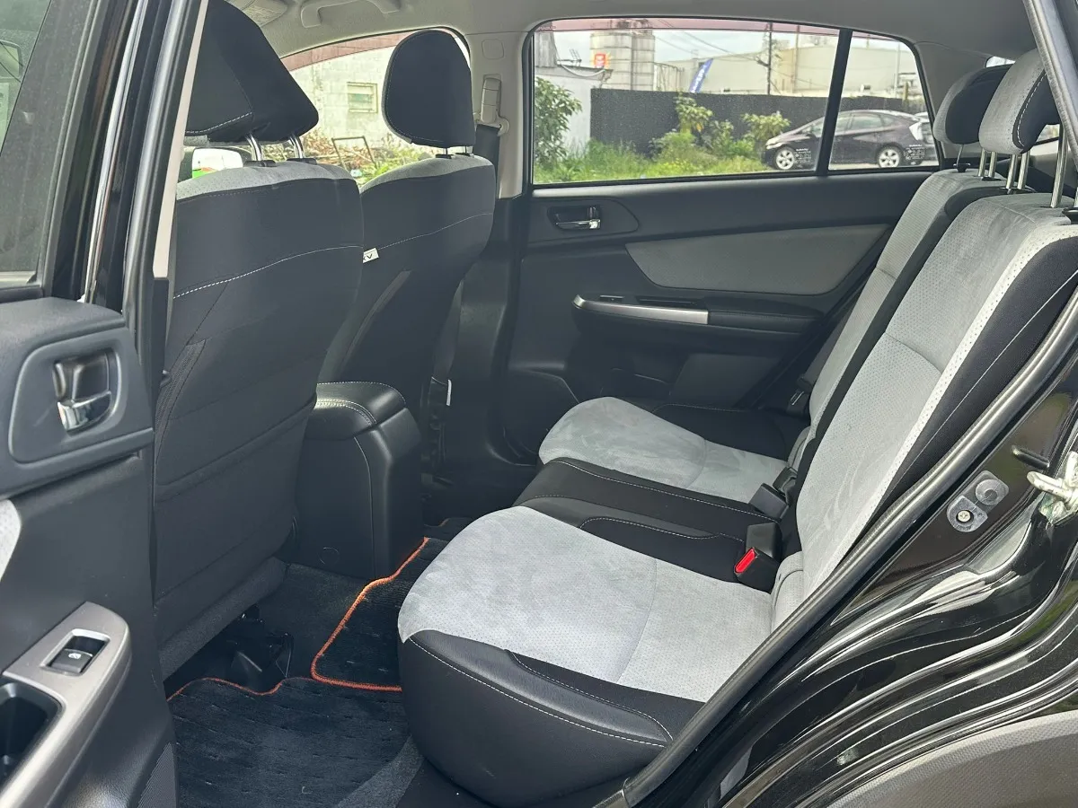 2016 Subaru XV Carousel 9