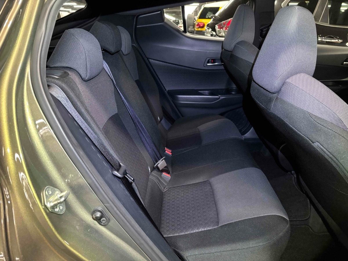 2019 Toyota C-HR Carousel 1