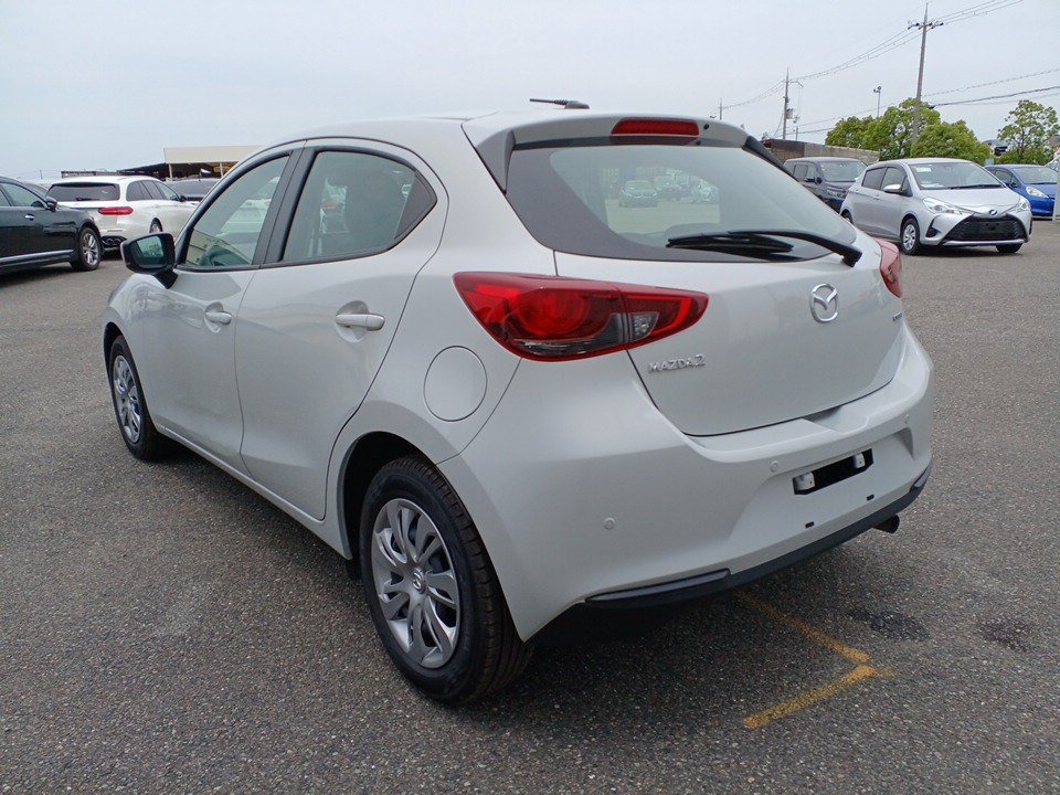 2020 Mazda 2 Carousel 5