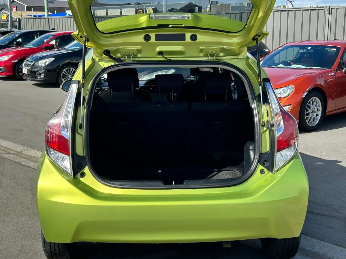 2015 Toyota Aqua G Push Start Carousel 11