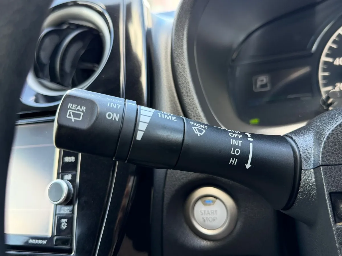 2020 Nissan Note E-POWER X V SELECTION Carousel 1