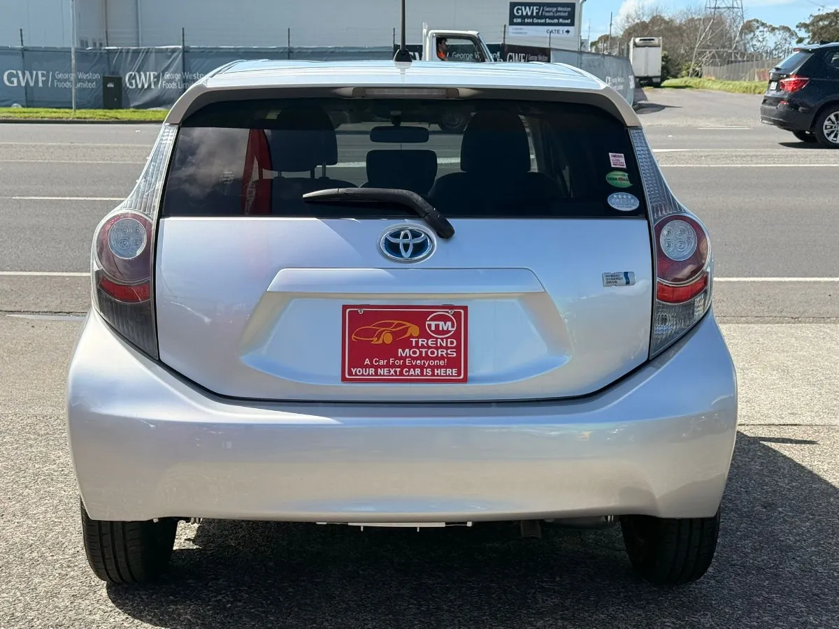 2014 Toyota Aqua G BLACK SOFT LEATHER Carousel 4