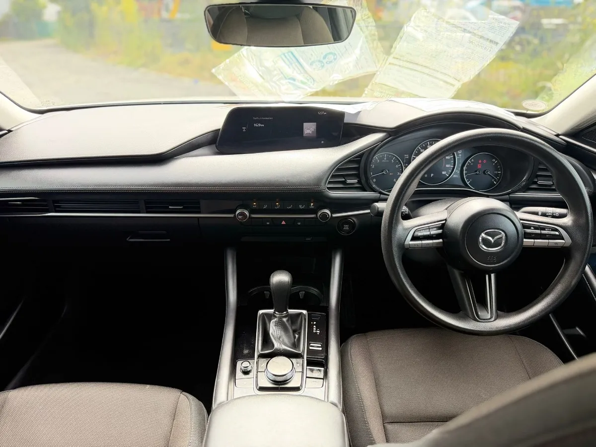 2019 Mazda 3 Carousel 13