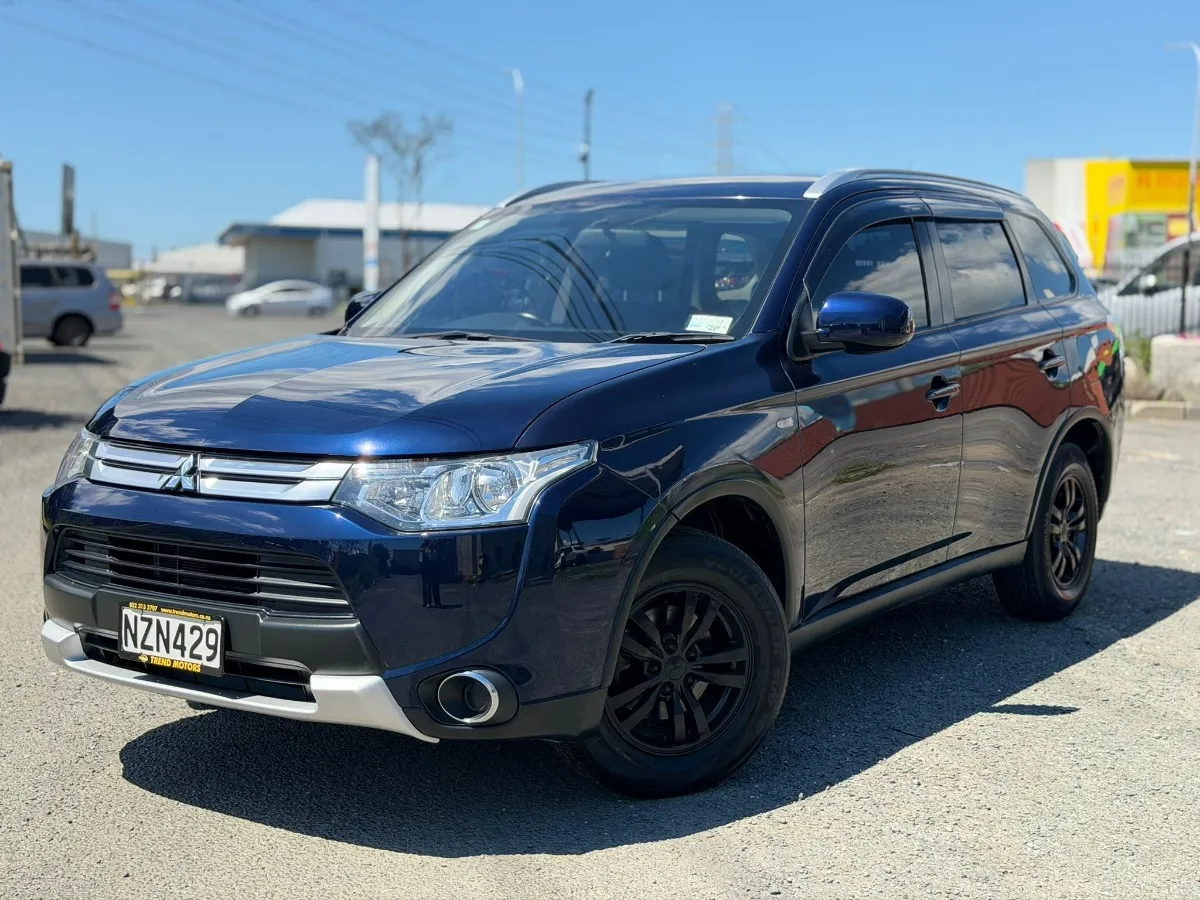2014 Mitsubishi Outlander Carousel 2