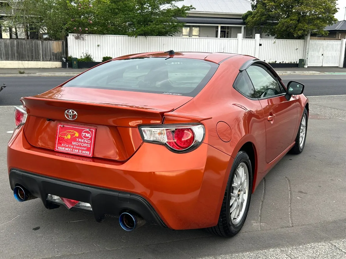 2013 Toyota 86 GT Carousel 3