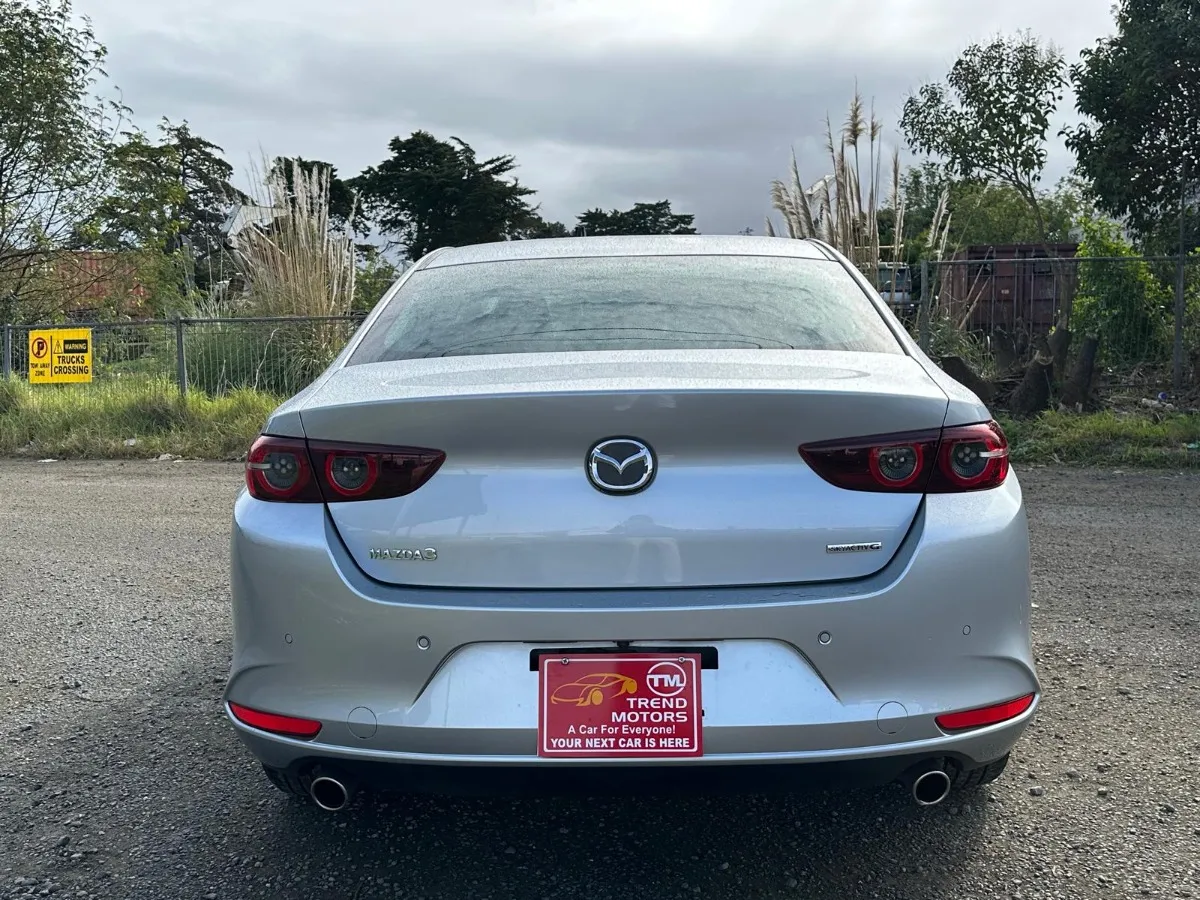 2020 Mazda 3 Carousel 4