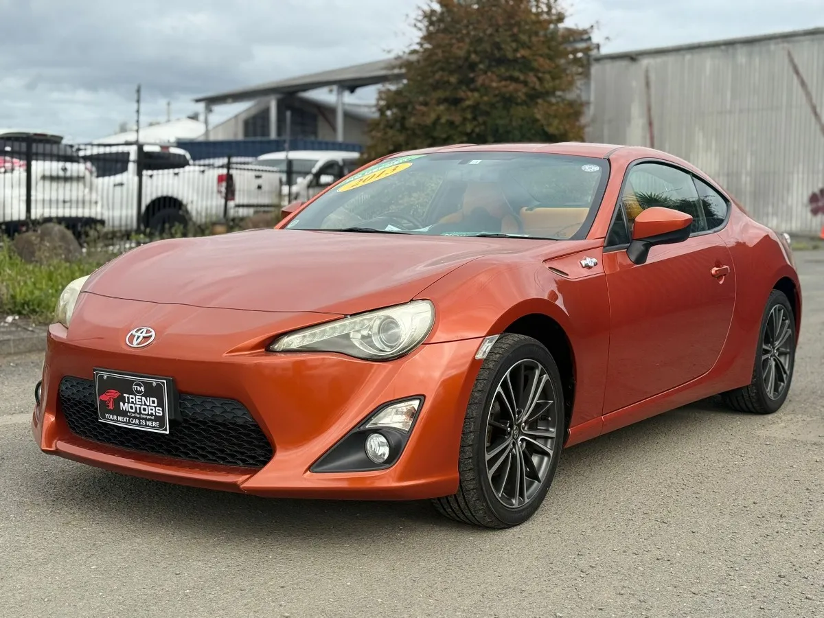 2013 Toyota 86 GT PUSH START Carousel 2