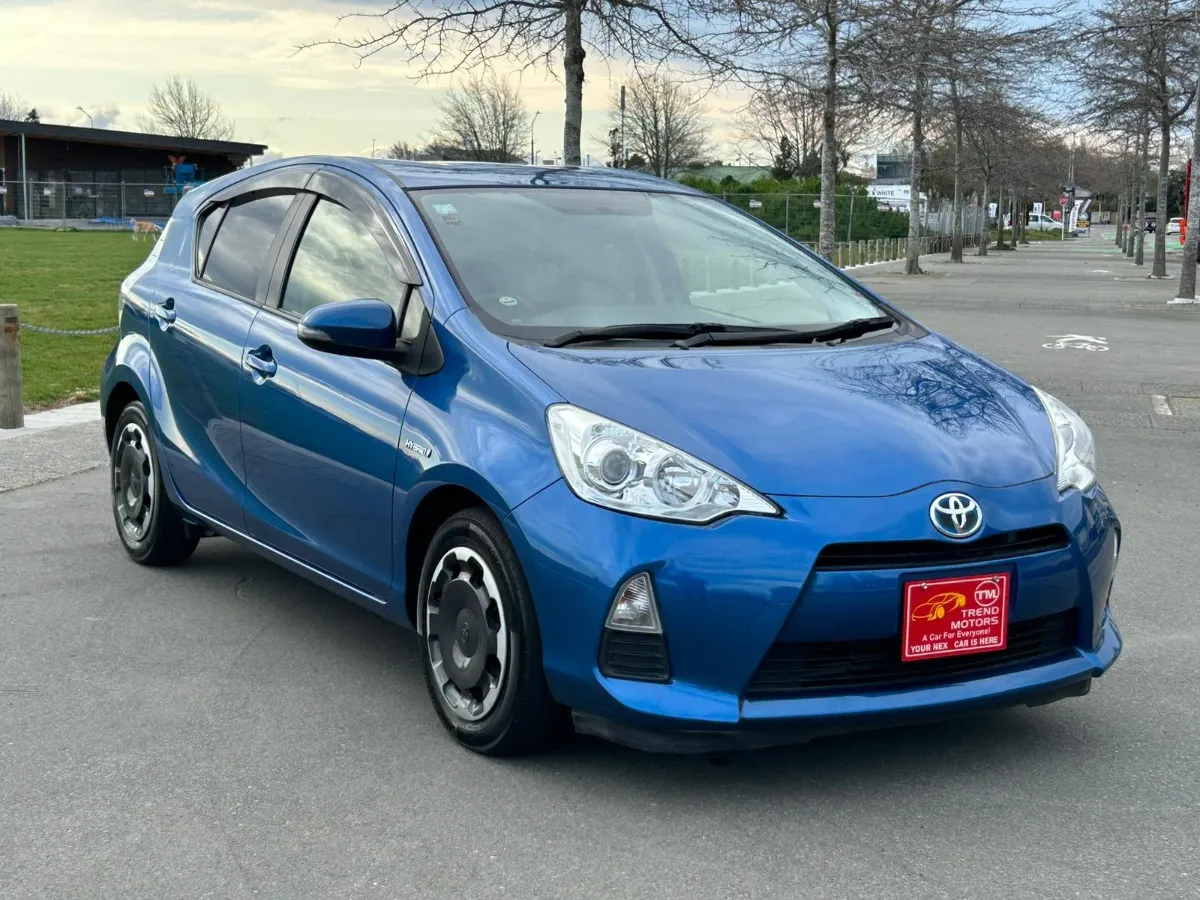 2014 Toyota Aqua G PUSH START Carousel 15