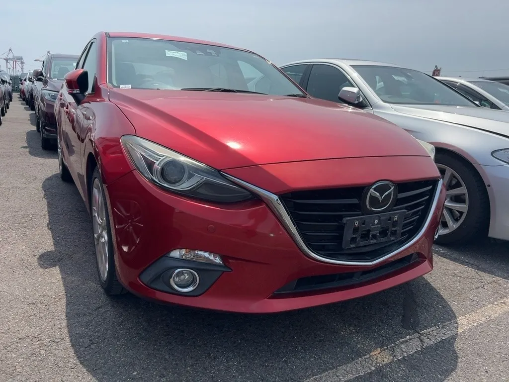 2015 Mazda Axela