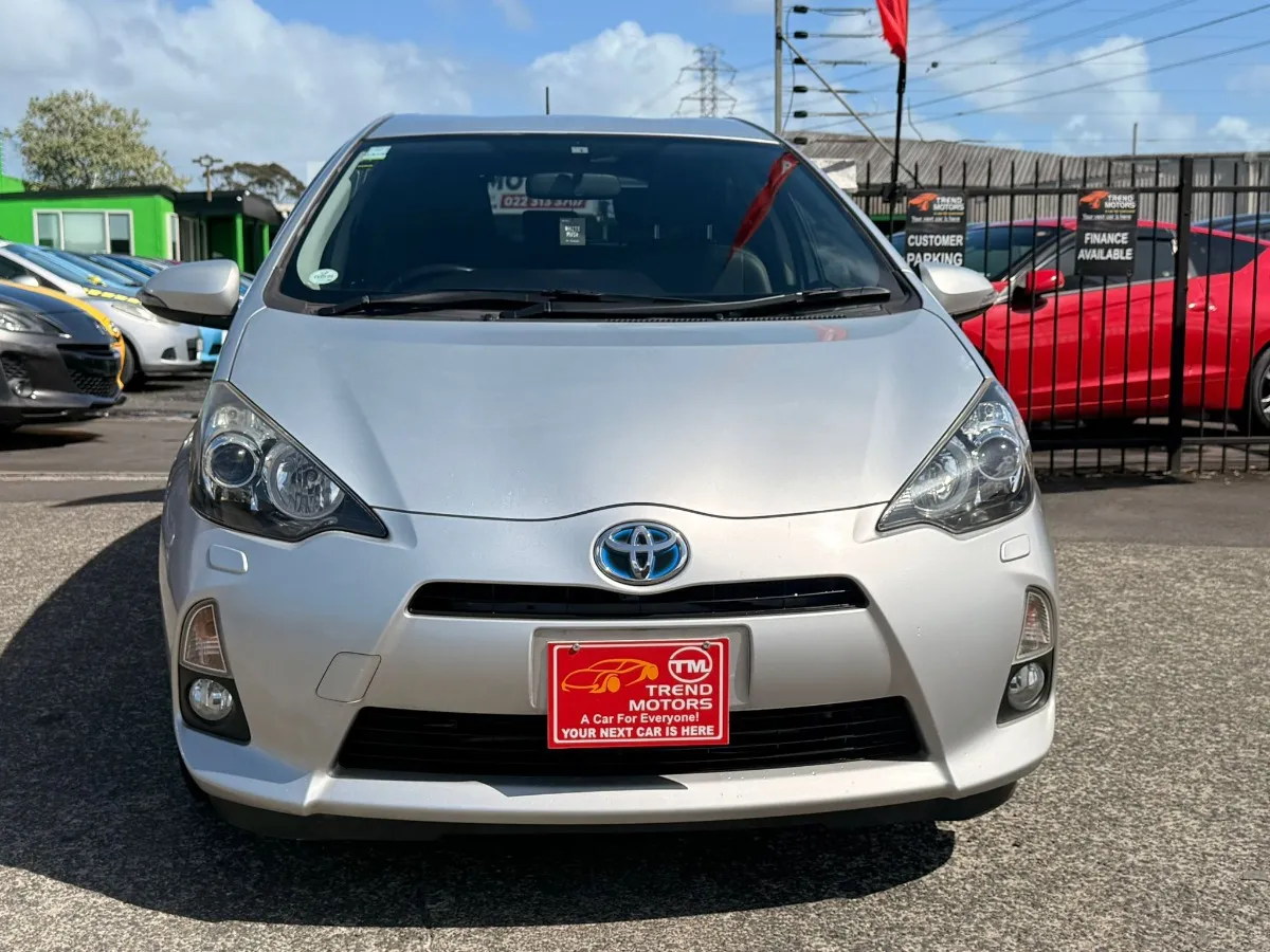 2014 Toyota Aqua G BLACK SOFT LEATHER Carousel 2