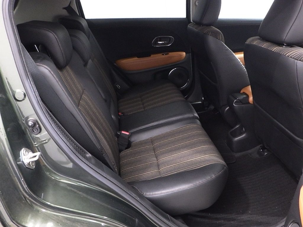 2015 Honda Vezel Carousel 3