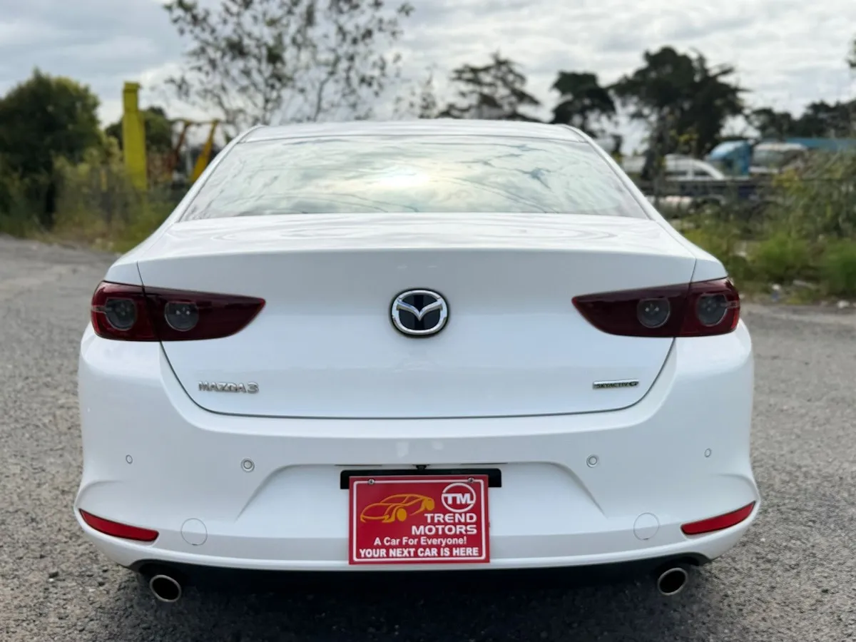2019 Mazda 3 Carousel 17