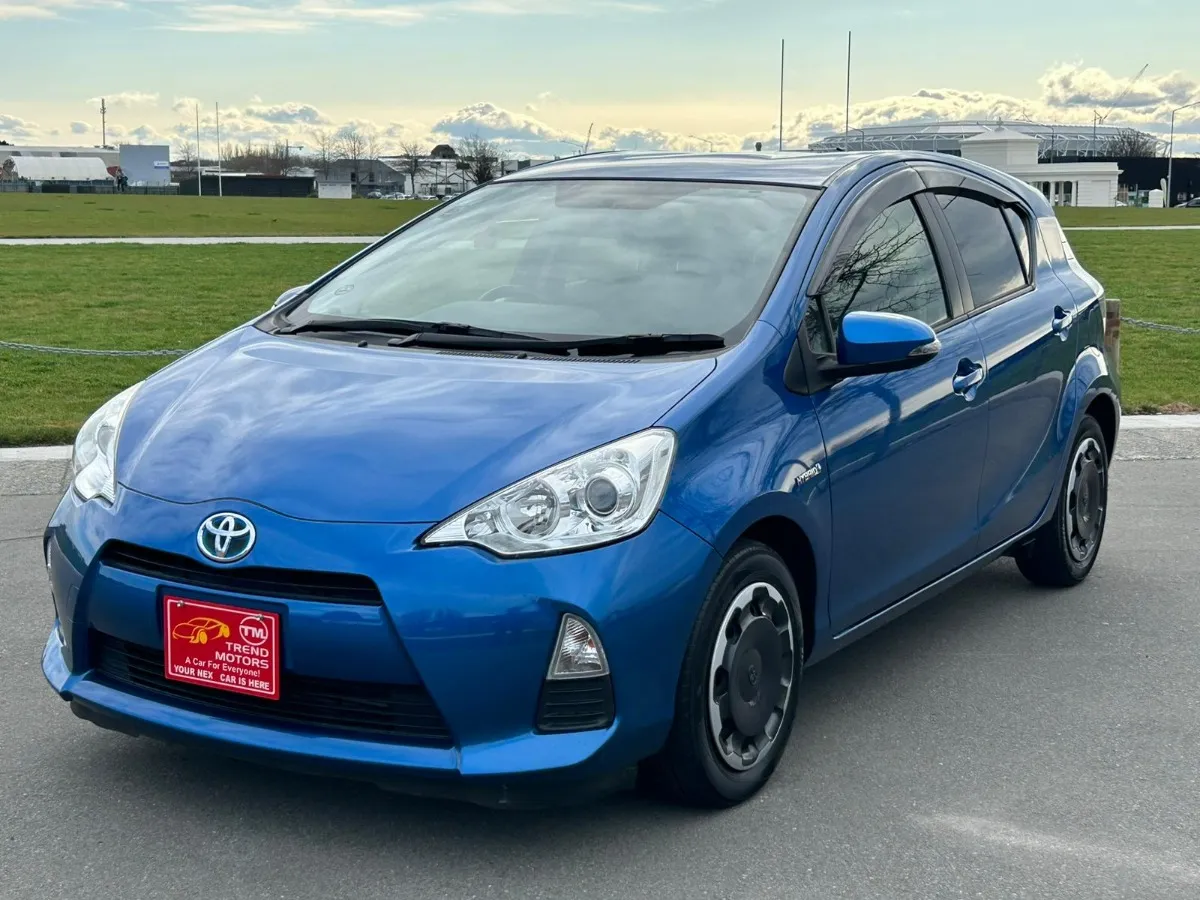 2014 Toyota Aqua G PUSH START