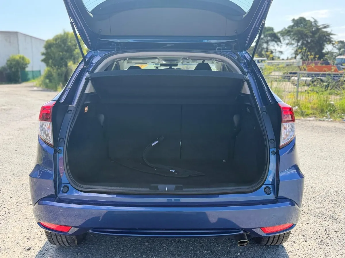 2016 Honda Vezel Carousel 4
