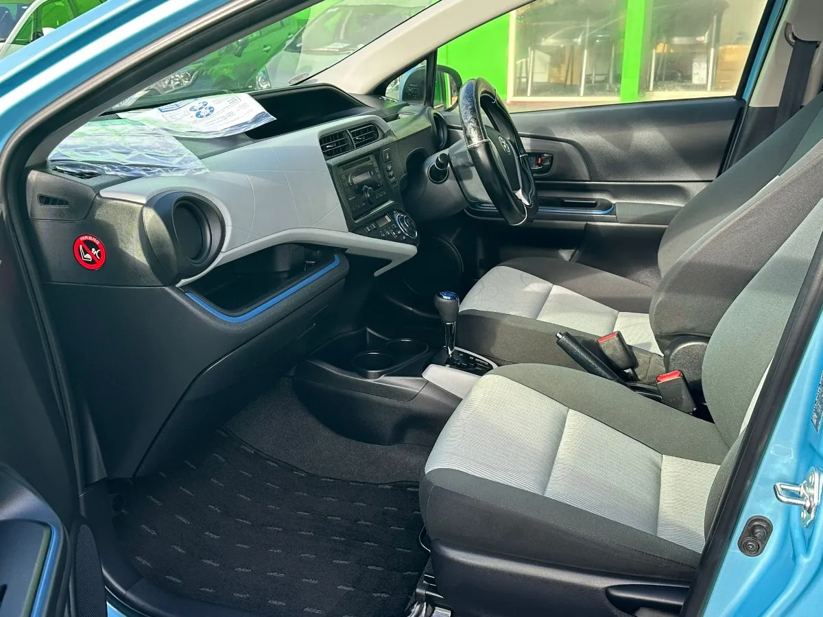 2014 Toyota Aqua S Push Start Package Carousel 8