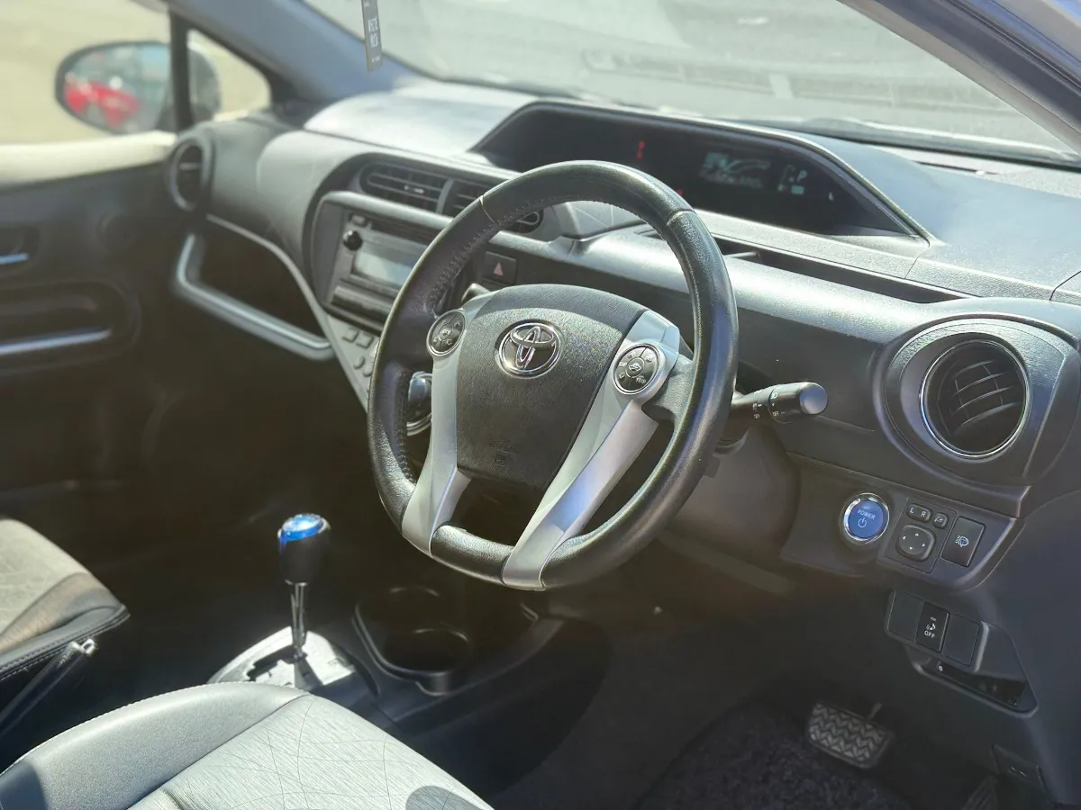 2014 Toyota Aqua G BLACK SOFT LEATHER Carousel 8