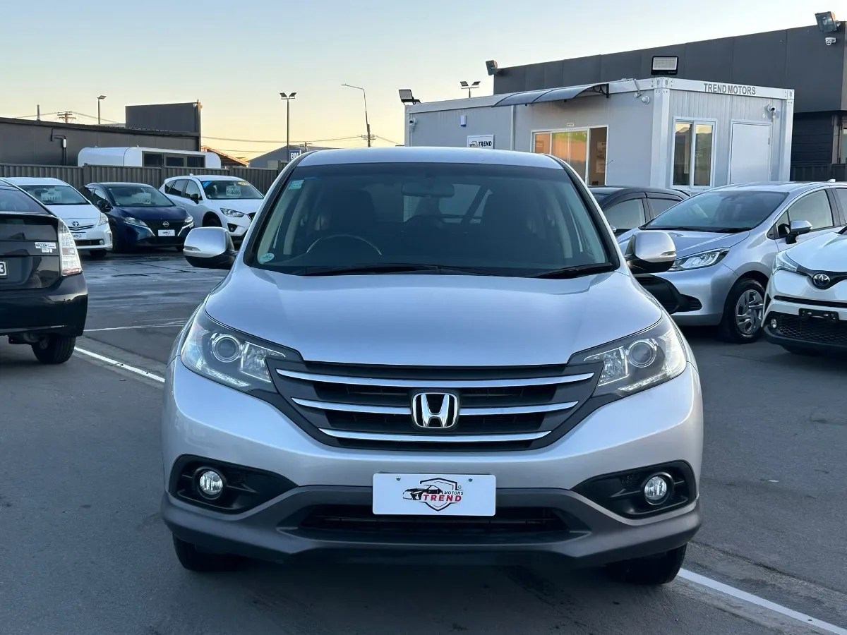 2012 Honda CR-V 20G Carousel 2