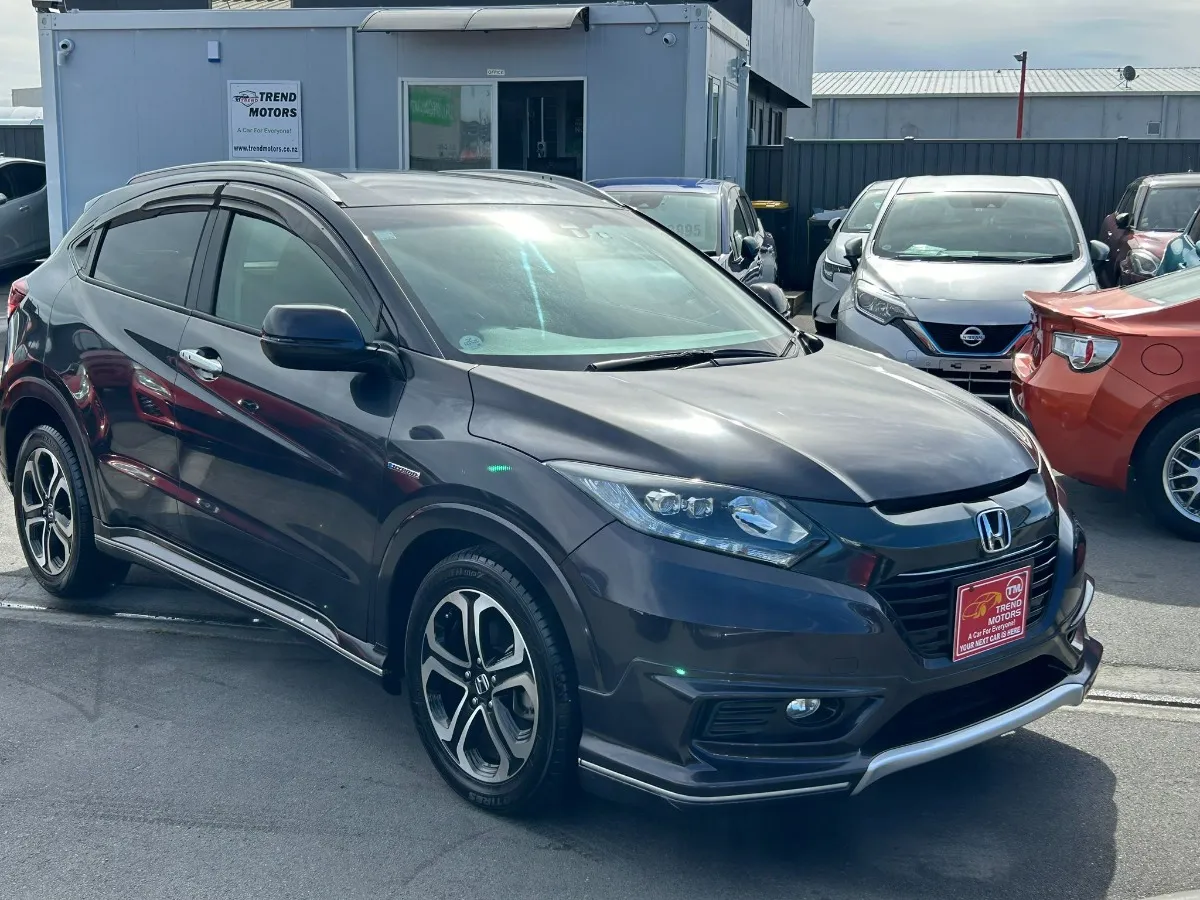 2014 Honda Vezel Carousel 2