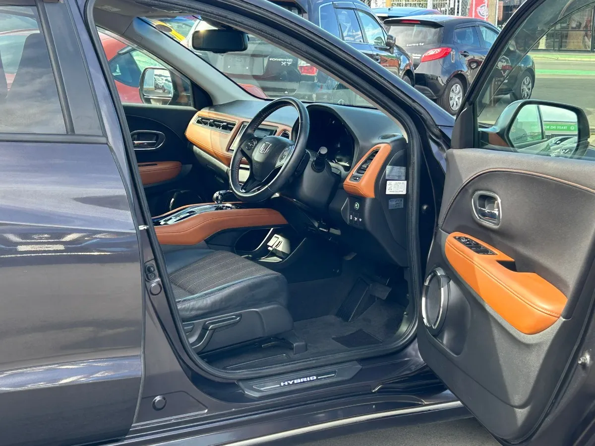 2014 Honda Vezel Carousel 9