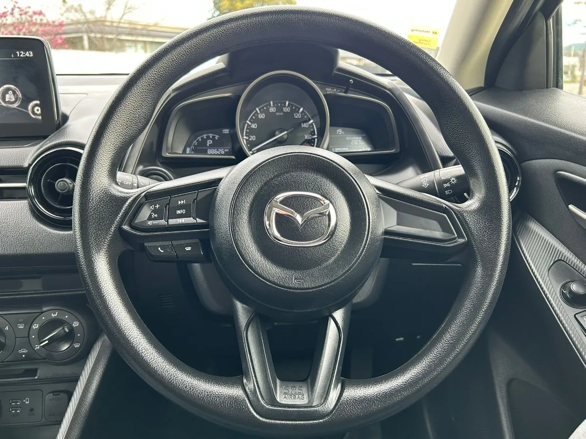 2020 Mazda 2 (Demio) Carousel 6