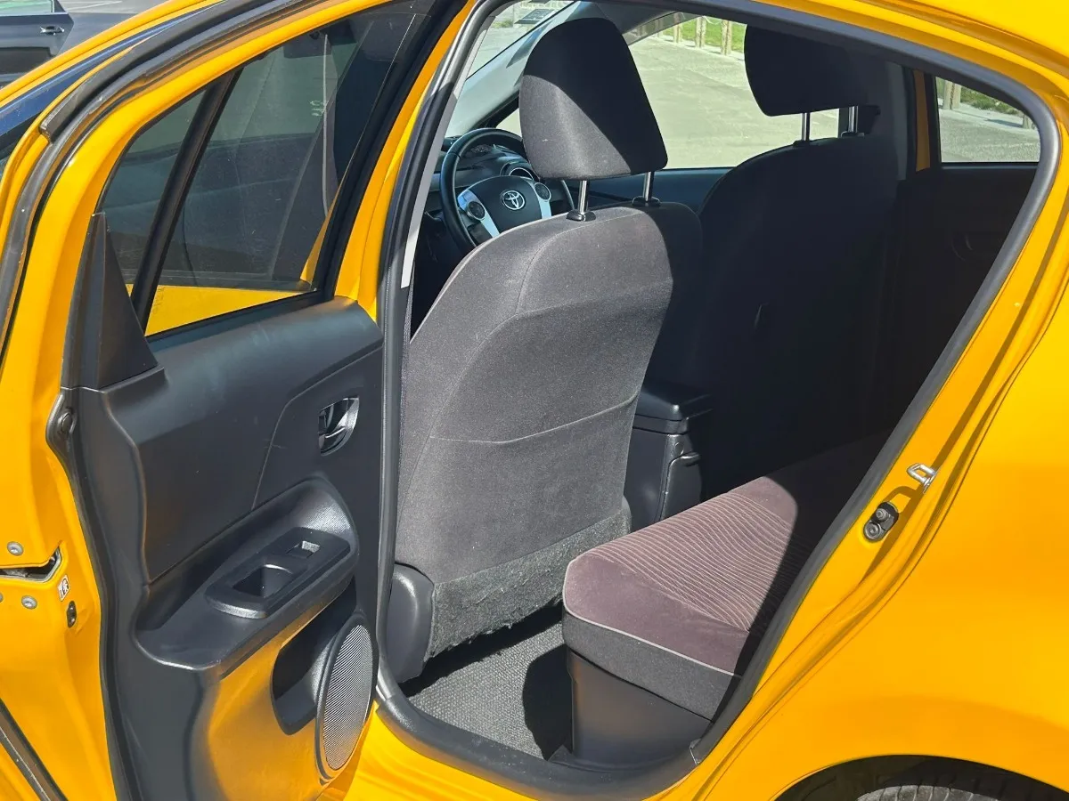 2017 Toyota Aqua G PACKAGE PUSH START Carousel 6