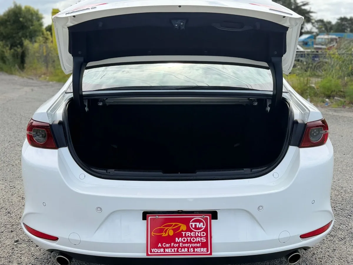 2019 Mazda 3 Carousel 16