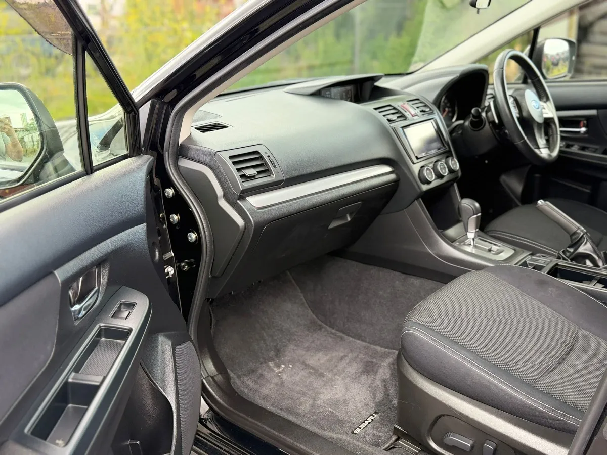 2014 Subaru XV 2.0L Eyesight Carousel 13