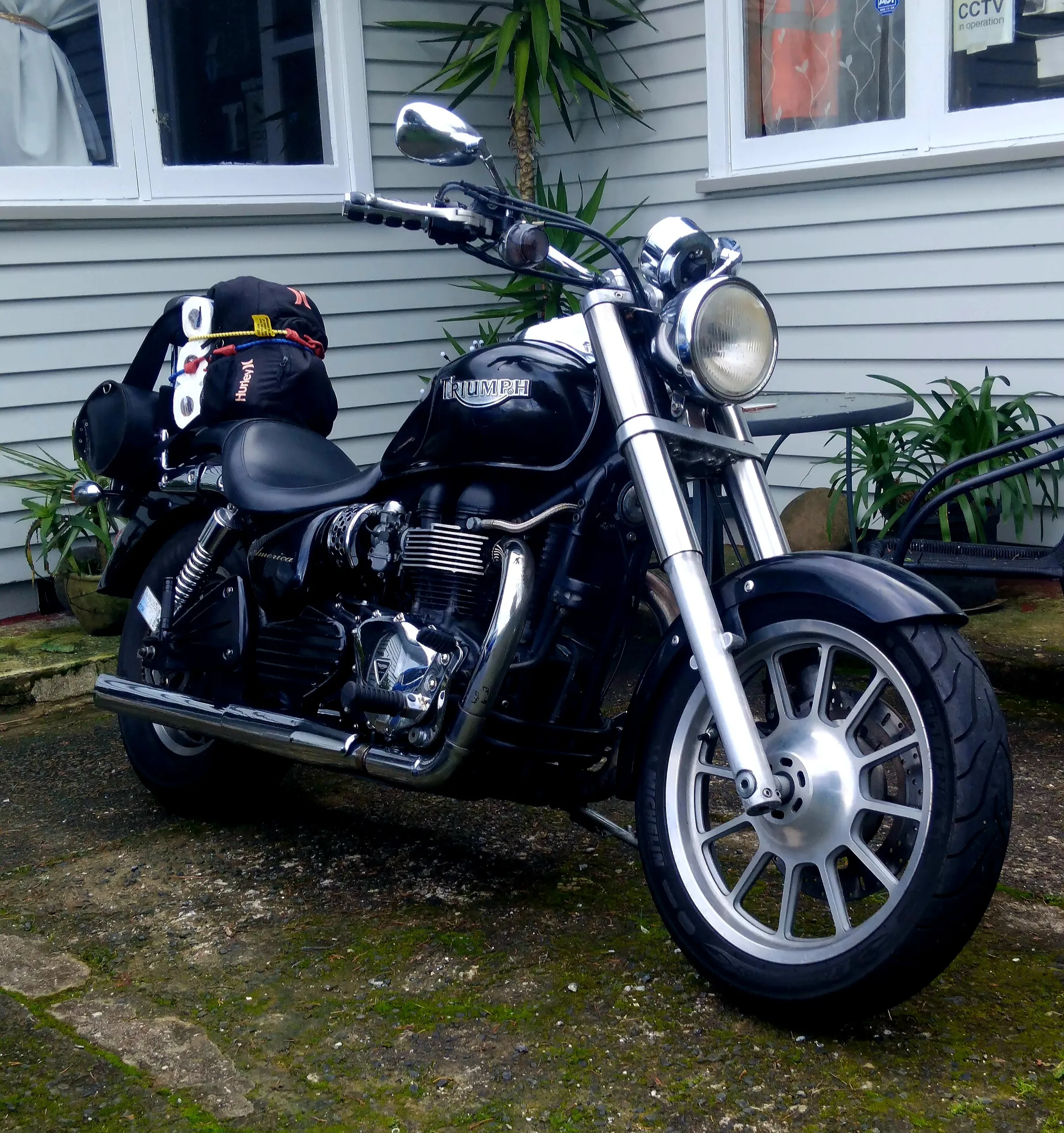 07 Triumph America Bonneville Carousel 1