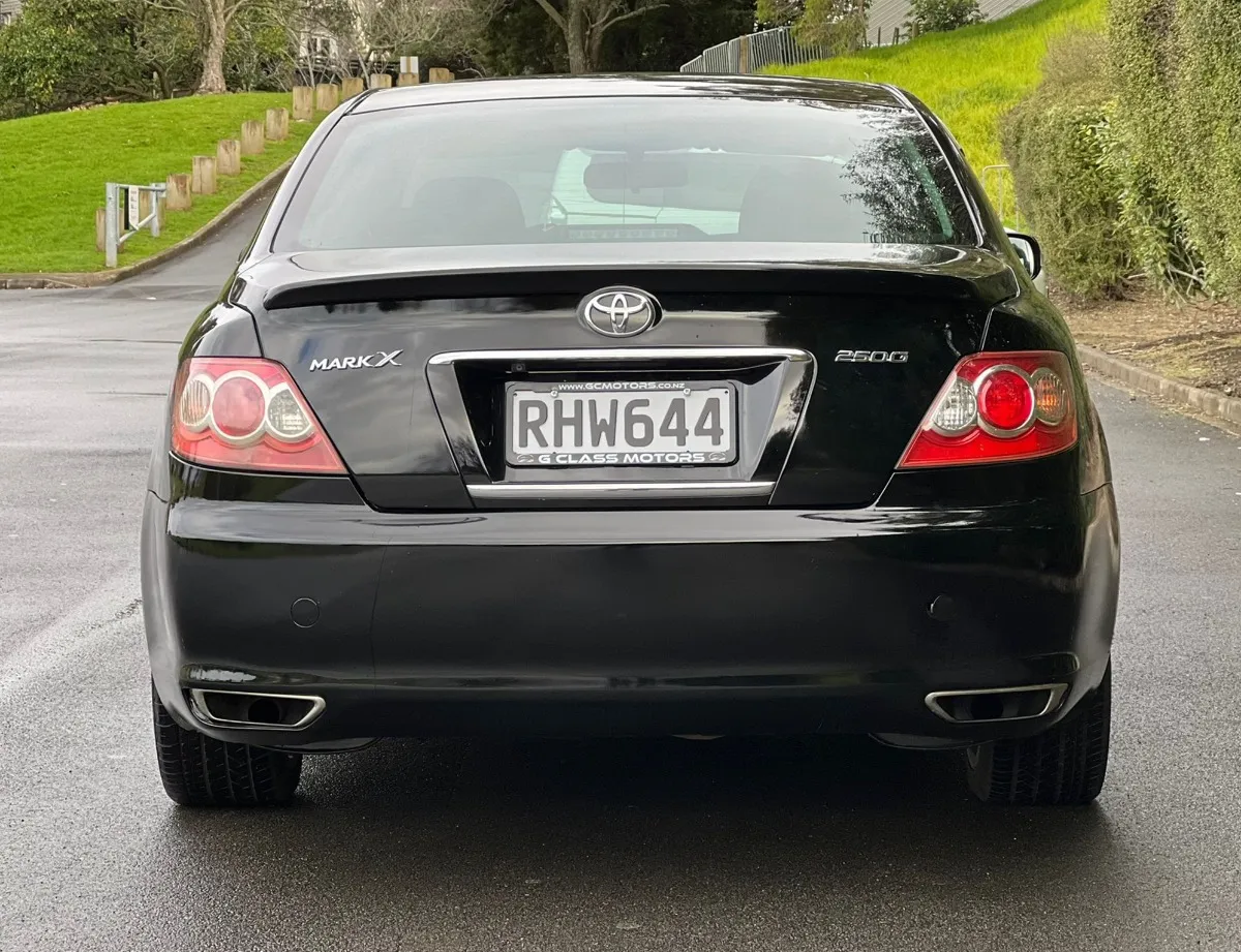  2008 Toyota Mark-X *250 G Black on Black* Carousel 4
