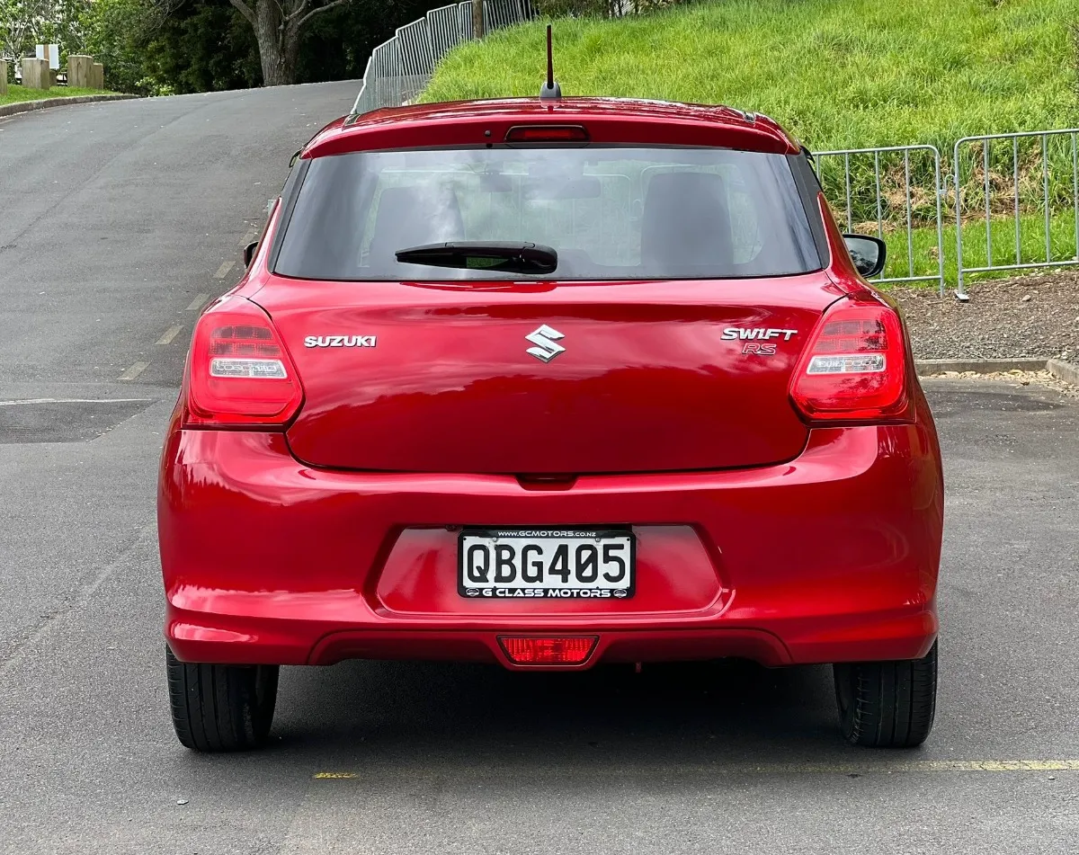  2018 Suzuki Swift **RS Sport, Cruise Control . Carousel 4