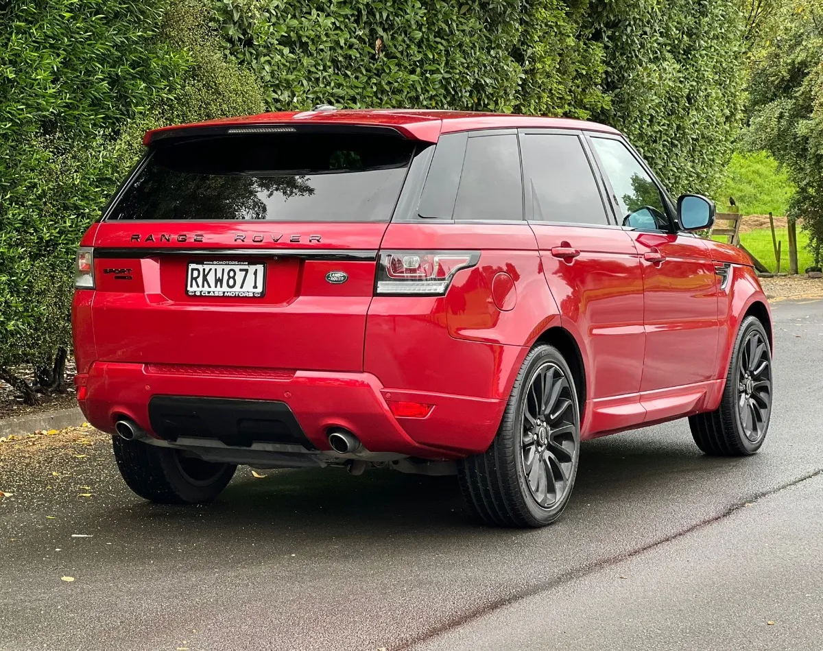  2014 Land Rover Range Rover Sport SE **Full Leather/Heated Seats** Carousel 5